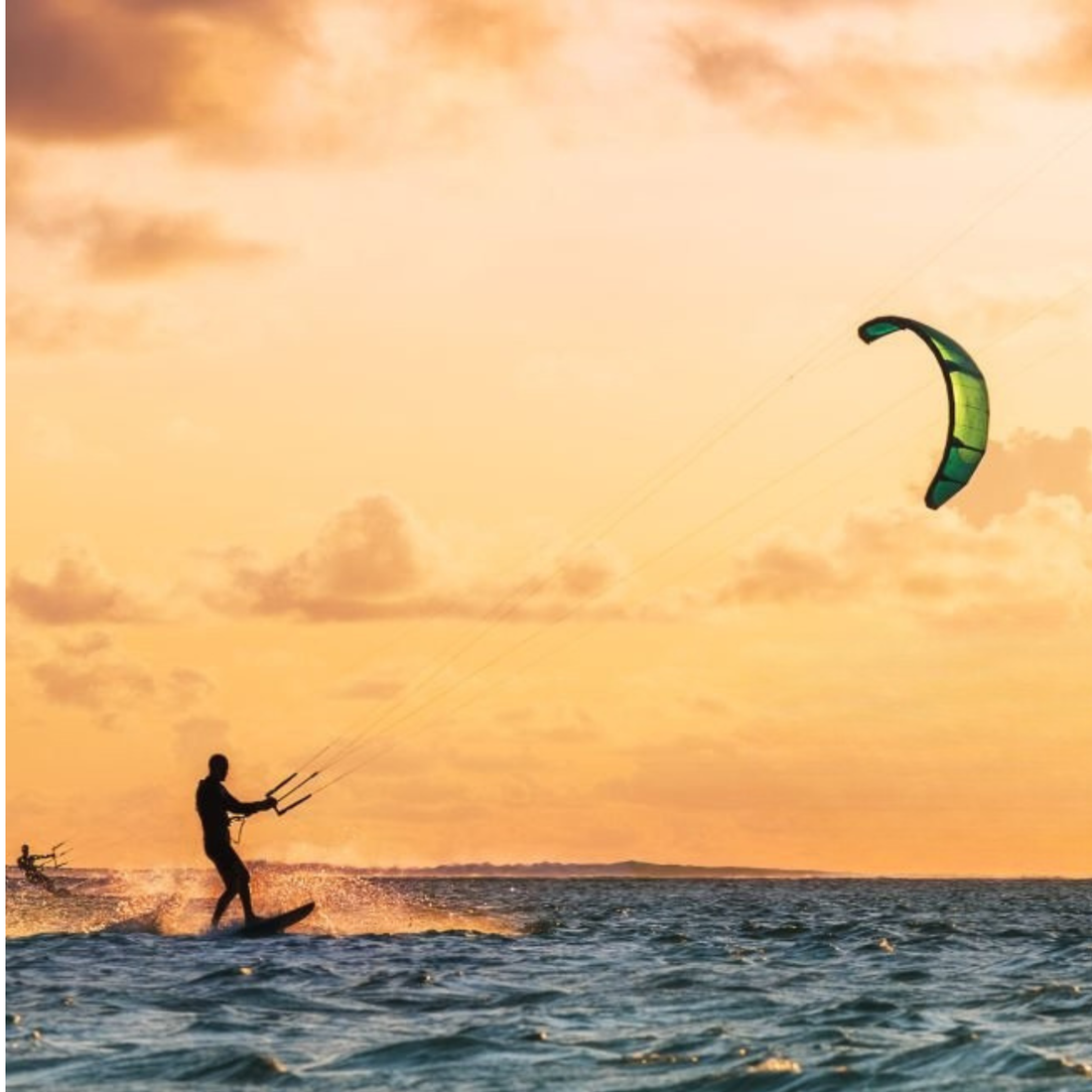 Precios y Reservas Cursos de Kitesurf en España | SeaHorizon