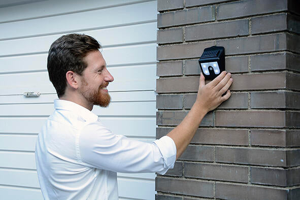 Lámpara solar con sensor de movimiento - Vigilamp Solar